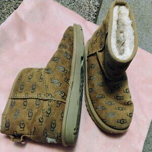 Ugh boots